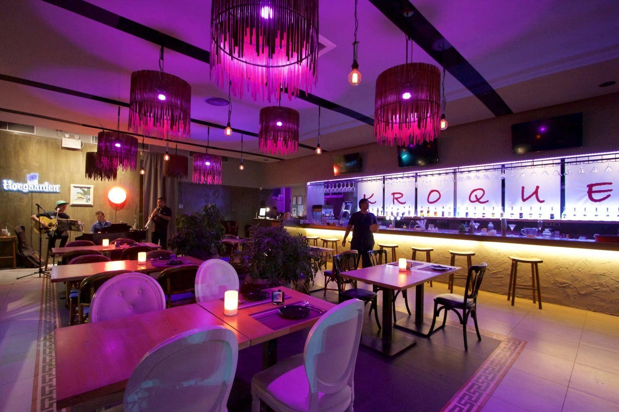 Kroque Boutique & Bistro Ang Sila Luaran gambar