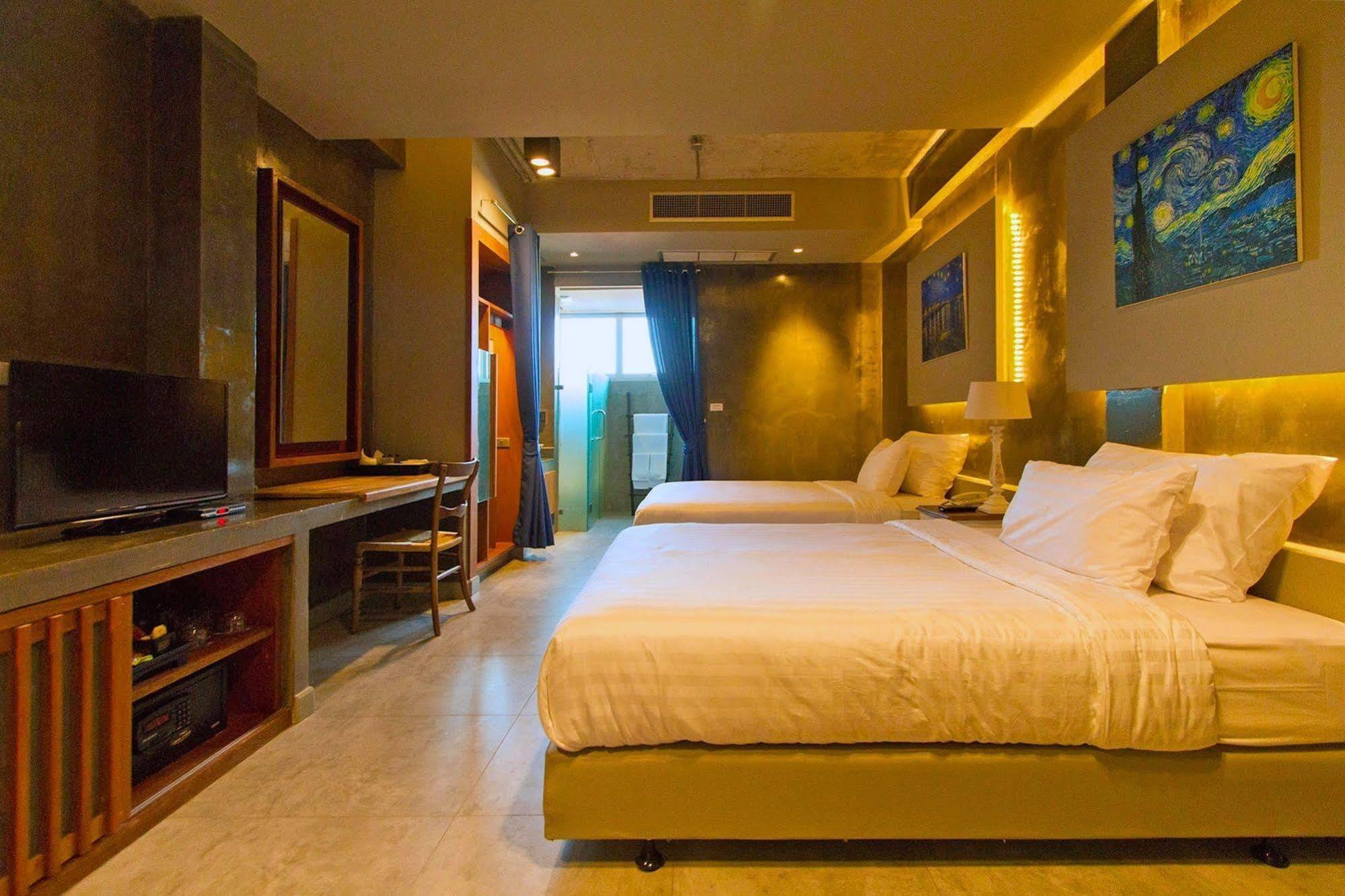 Kroque Boutique & Bistro Ang Sila Luaran gambar
