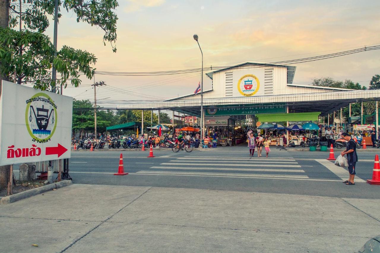 Kroque Boutique & Bistro Ang Sila Luaran gambar